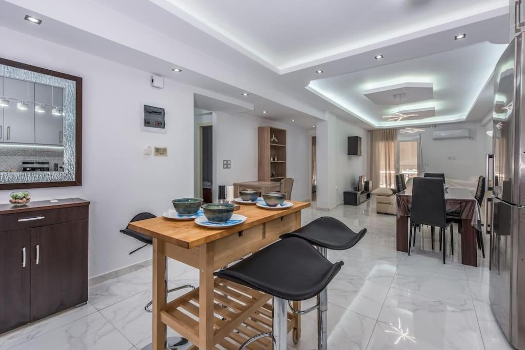 Be Cool Near Kypseli By Atheniankeys Apartment Ngoại thất bức ảnh